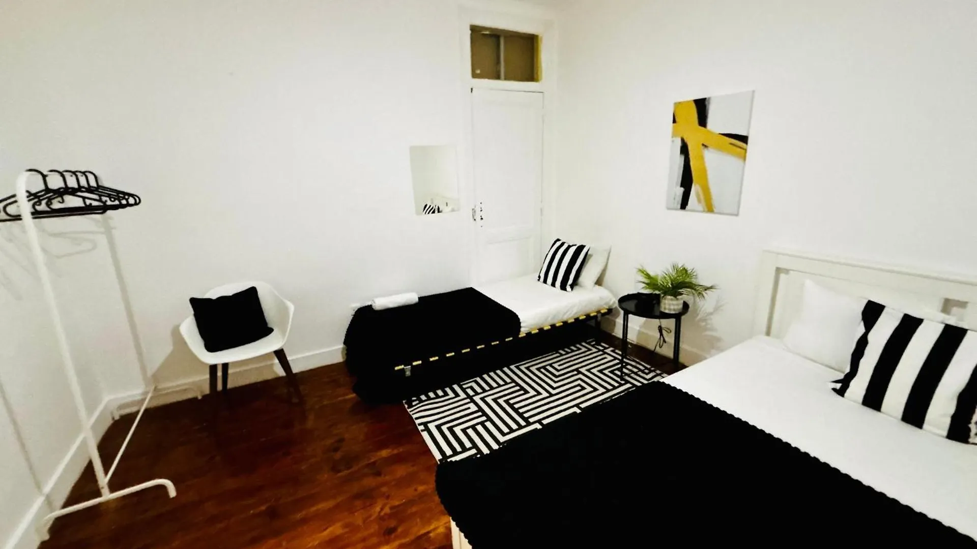 Top Standard Rooms Marques De Pombal, Central リスボン ホステル